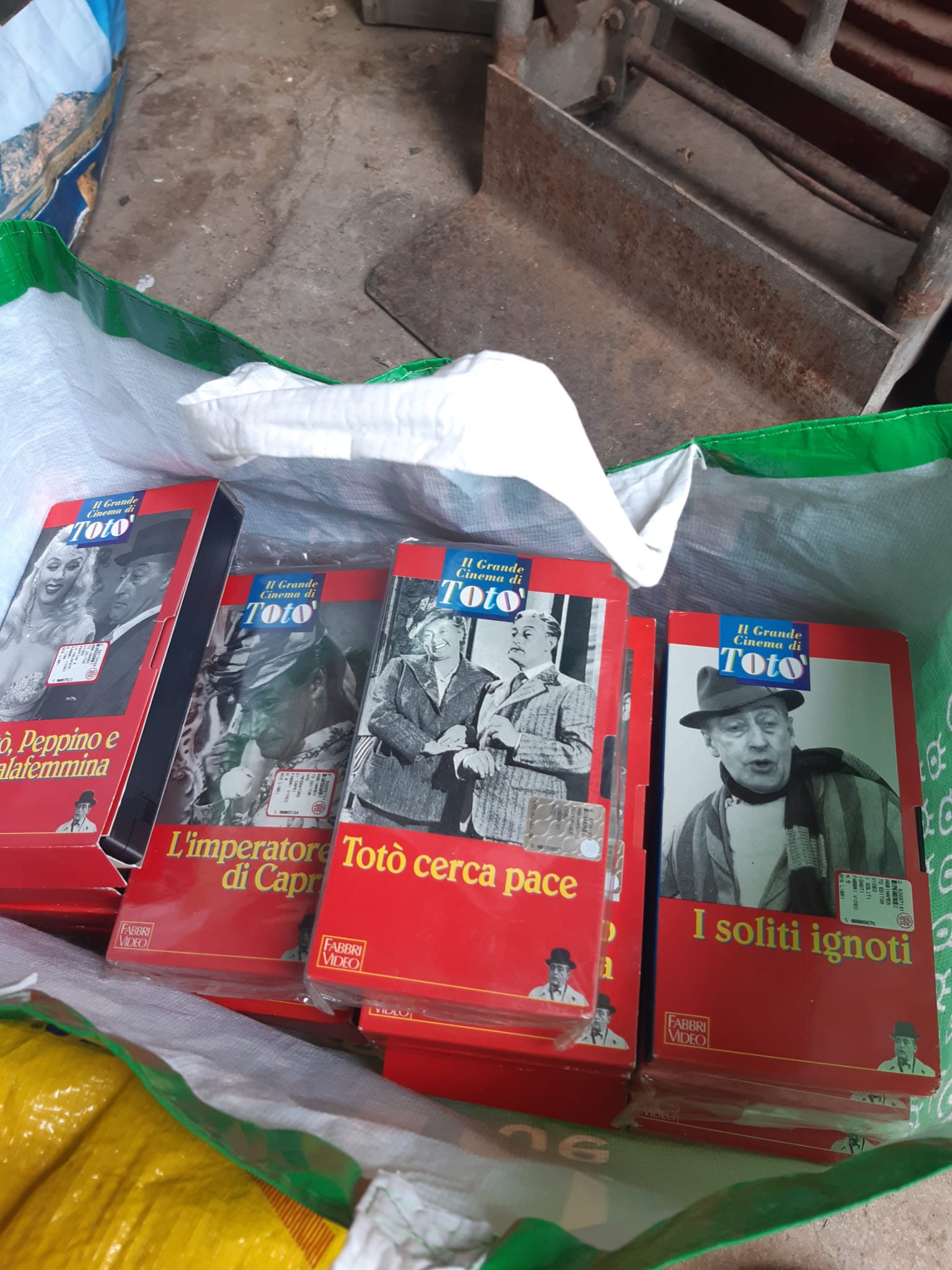 VHS surtidos de Totò